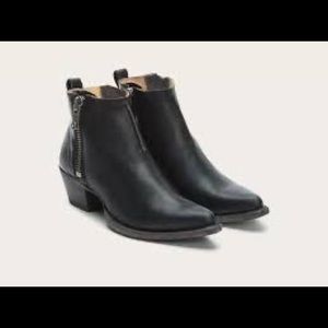 Frye sacha motto boots
